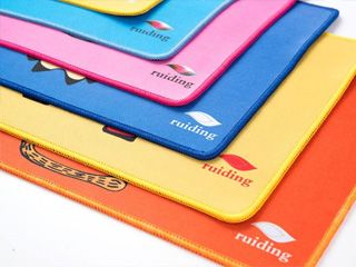 鼠標(biāo)墊定制的材質(zhì)特點